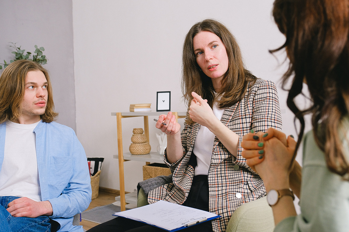Managing Addiction with Encouragement and Understanding